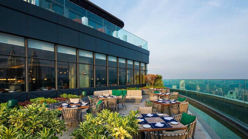 The World’s 10 Most Beautiful Rooftop Bars and Restaurants